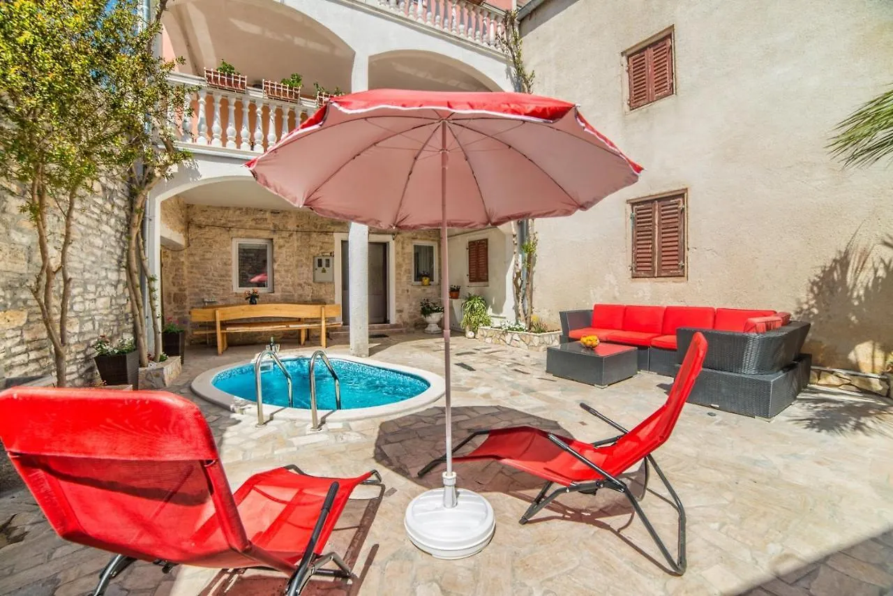 Apartments Salcinovic Medolino