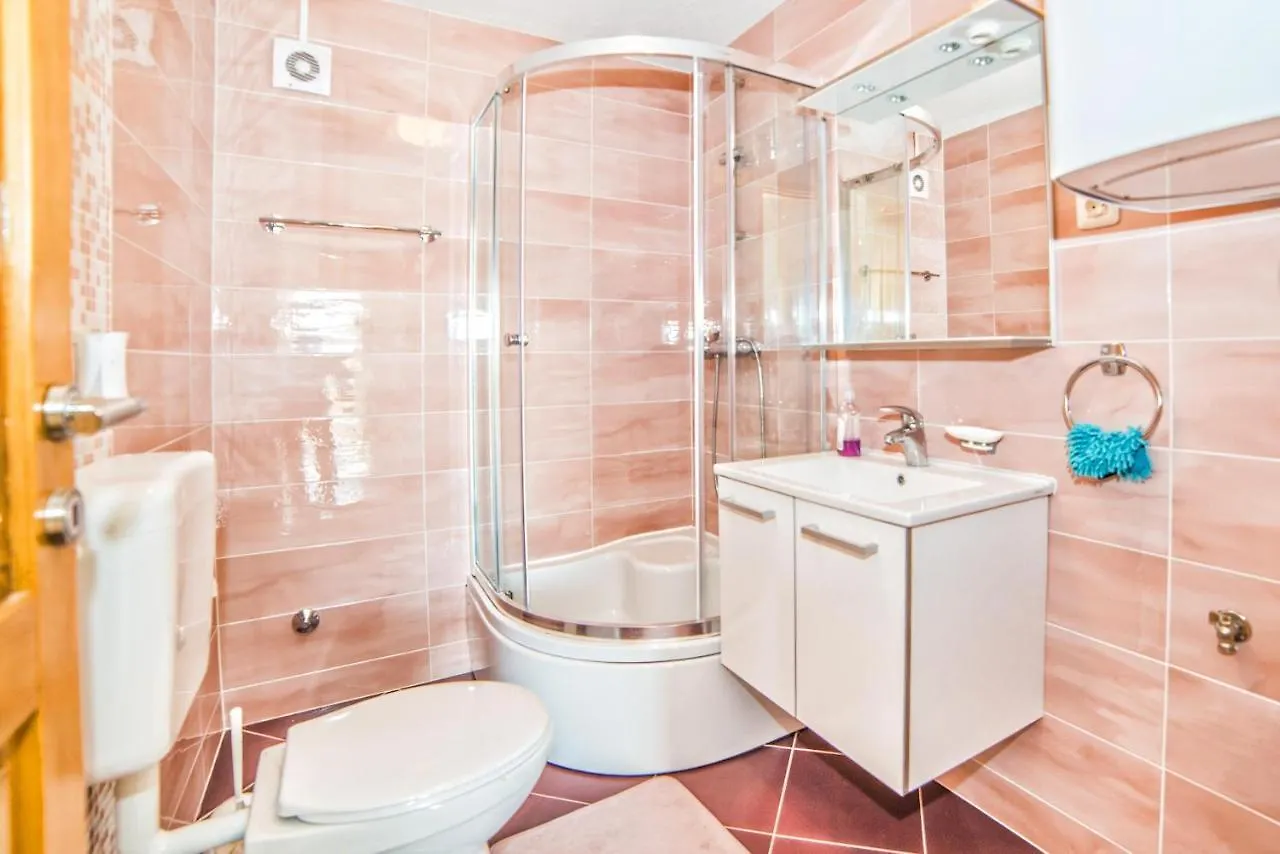 Affittacamere Apartments Salcinovic Medolino