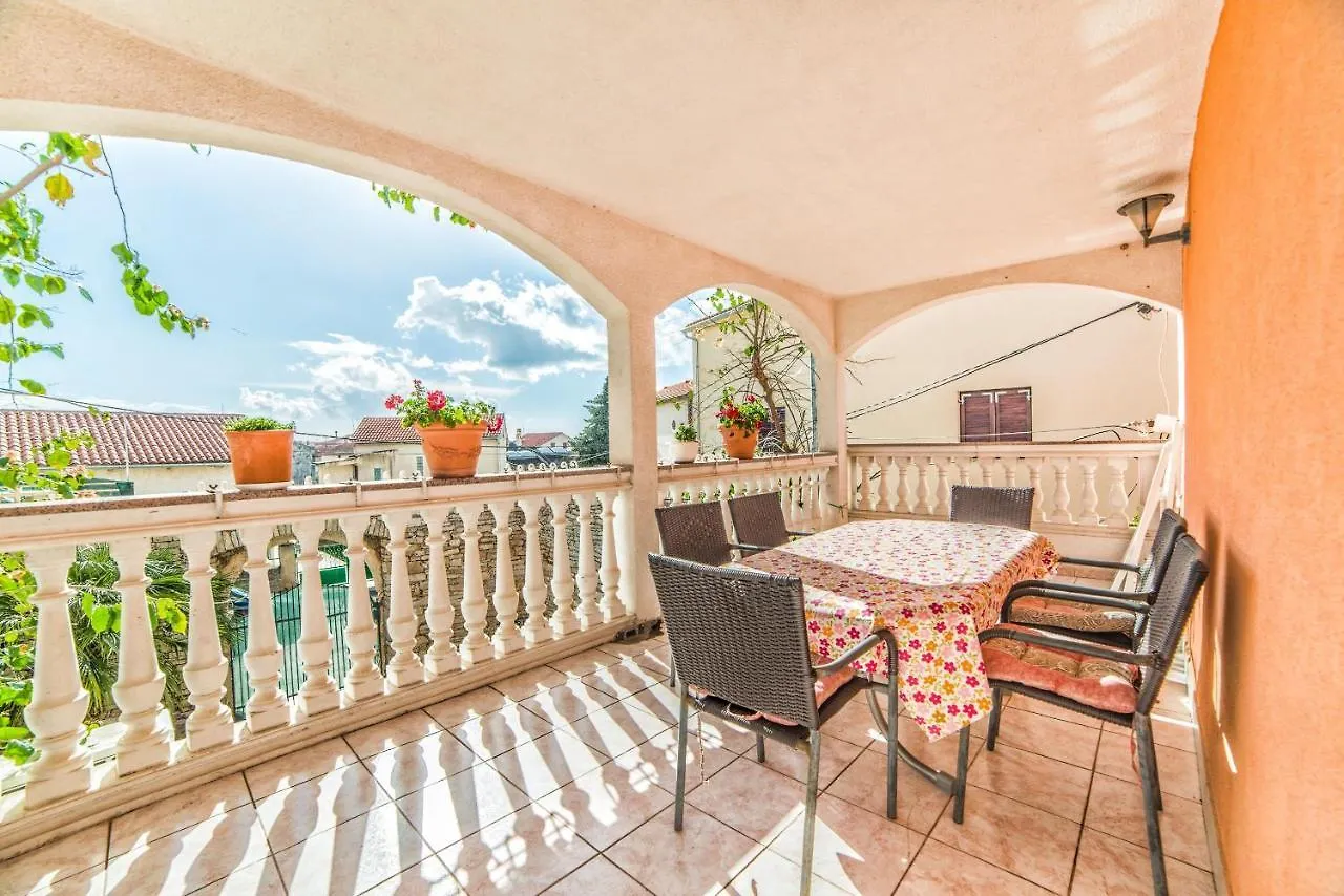 Apartments Salcinovic Medolino